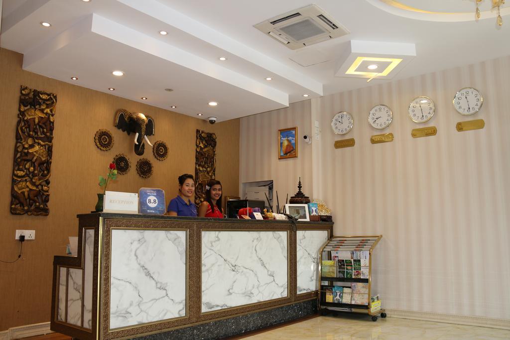 8Day Hotel Yangon Esterno foto