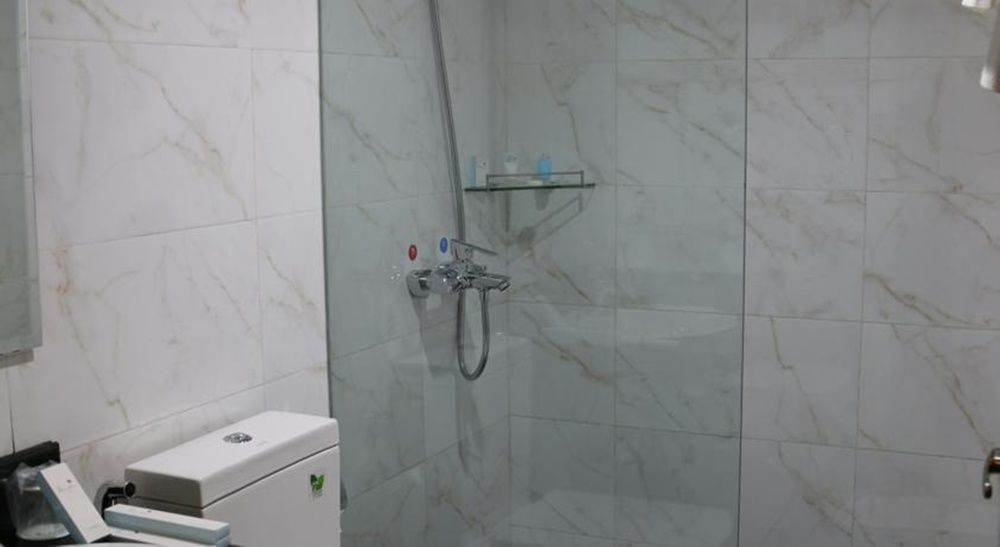 8Day Hotel Yangon Esterno foto