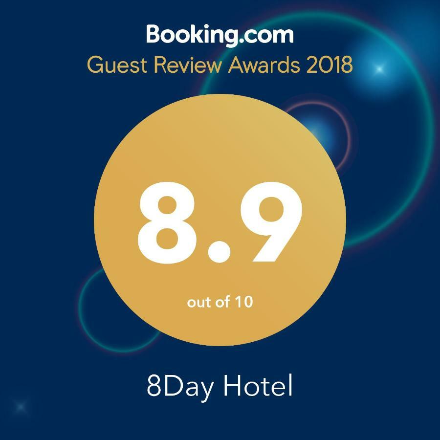 8Day Hotel Yangon Esterno foto